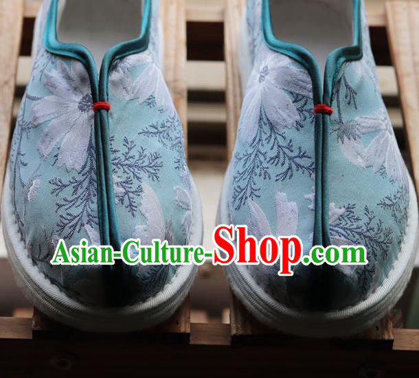 China Handmade Multi Layered Cloth Shoes National Country Woman Green Shoes