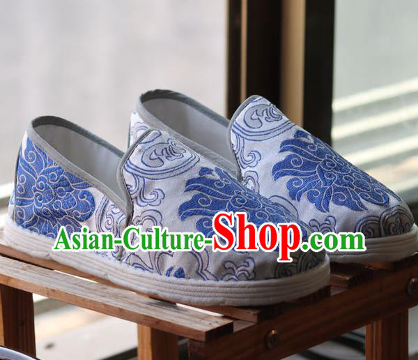 China National Chrysanthemum Pattern Cloth Shoes Handmade Multi Layered Shoes