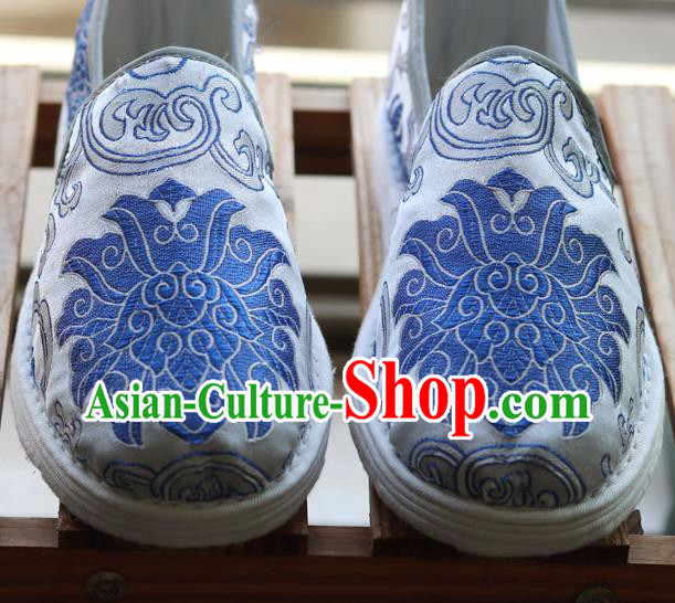 China National Chrysanthemum Pattern Cloth Shoes Handmade Multi Layered Shoes