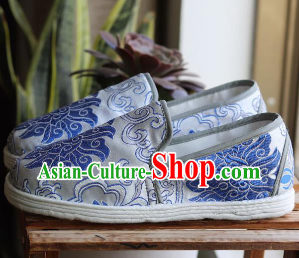 China National Chrysanthemum Pattern Cloth Shoes Handmade Multi Layered Shoes