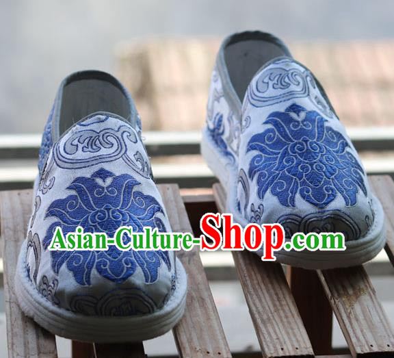China National Chrysanthemum Pattern Cloth Shoes Handmade Multi Layered Shoes