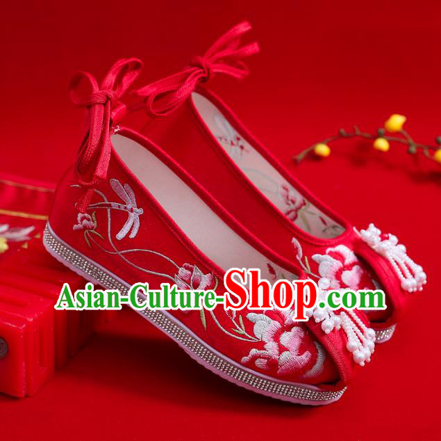 China Handmade Wedding Red Cloth Shoes National Embroidered Shoes Pearls Tassel Hanfu Shoes