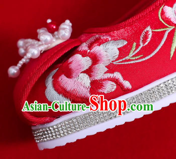 China Handmade Wedding Red Cloth Shoes National Embroidered Shoes Pearls Tassel Hanfu Shoes