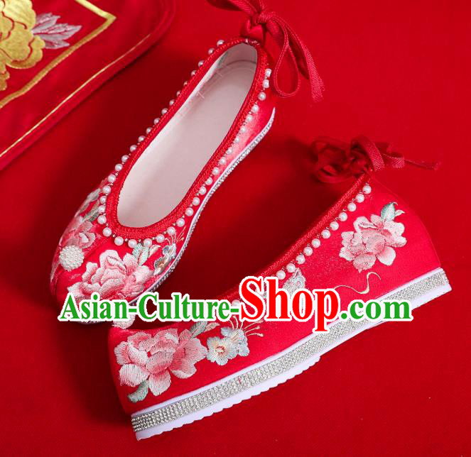 China Traditional Hanfu Pearls Shoes Handmade Wedding Red Satin Shoes National Embroidered Peony Shoes