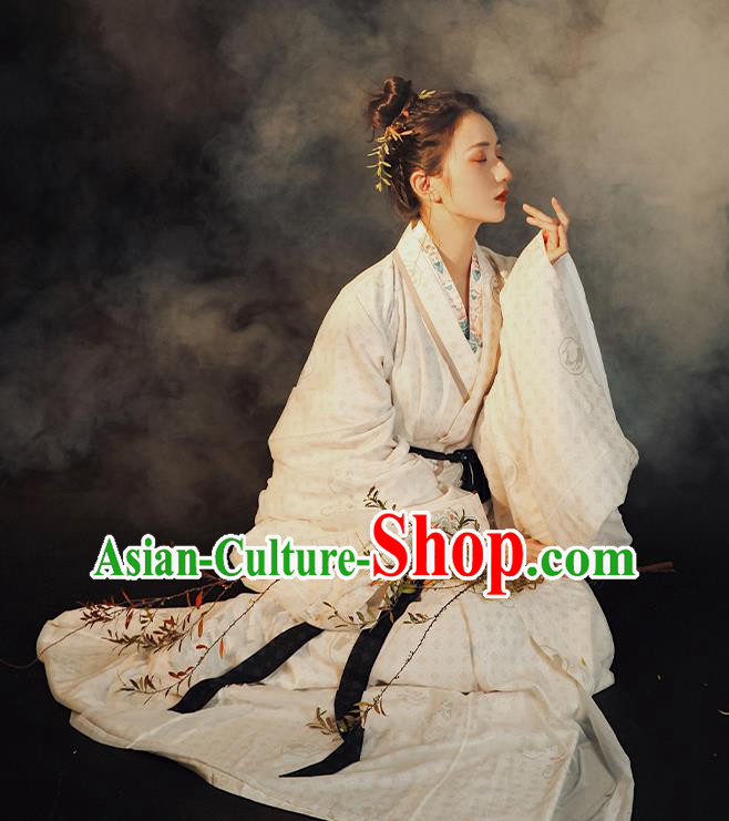 China Traditional Jin Dynasty Swordsman Historical Clothing Ancient Palace Princess White Hanfu Dress
