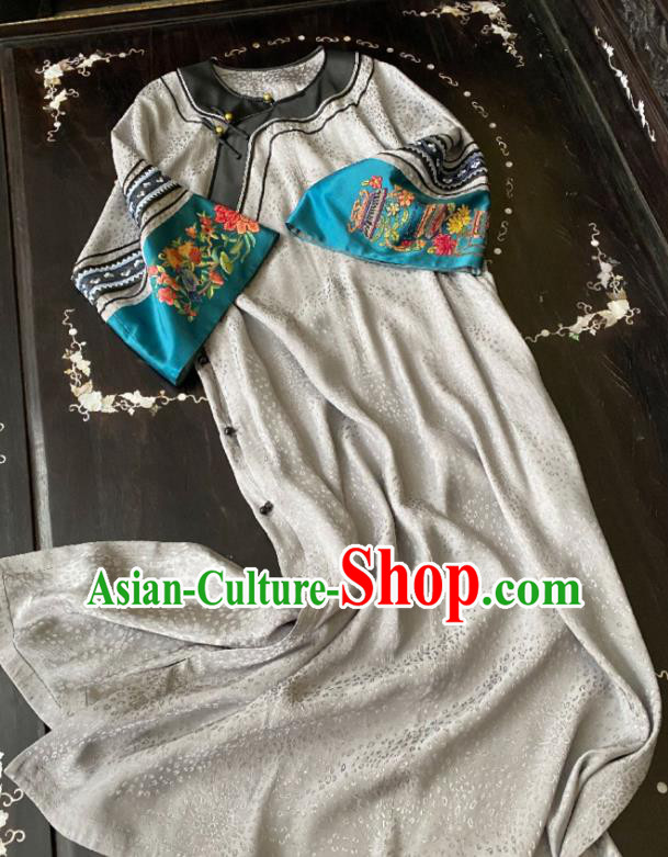 China National Women Costume Loose Cheongsam Hand Embroidered Grey Silk Qipao Dress