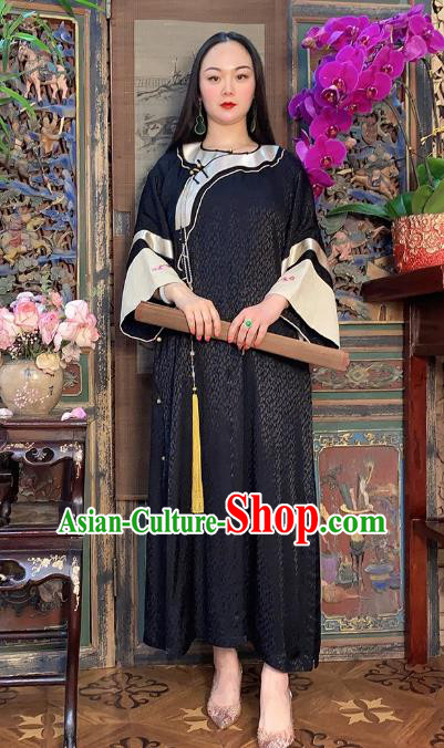 China Black Silk Qipao Dress National Women Costume Hand Embroidered Loose Cheongsam