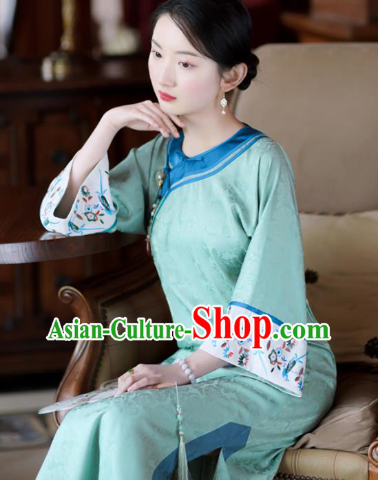 China Classical Wide Sleeve Cheongsam Clothing Traditional Embroidered Light Green Silk Qipao Dress