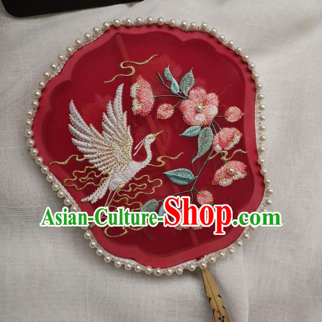 China Traditional Song Dynasty Wedding Red Silk Fan Handmade Embroidered Palace Fan Classical Hanfu Pearls Fan