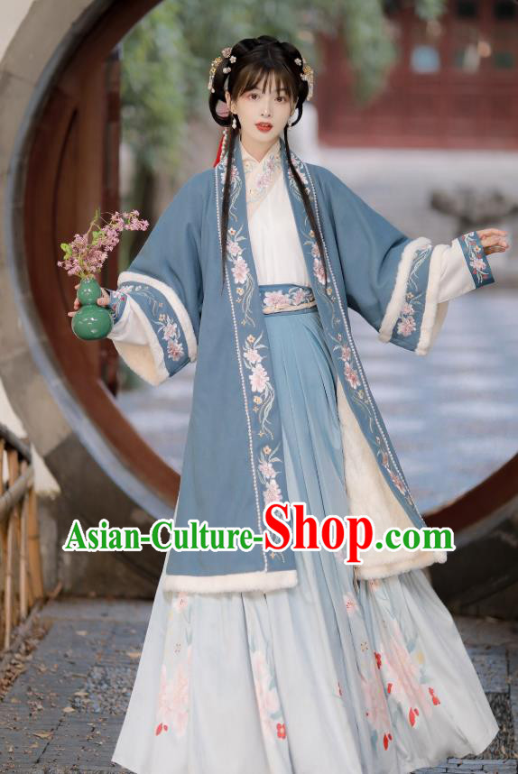 China Ancient Country Lady Hanfu Clothing Traditional Ming Dynasty Young Beauty Costumes Full Set