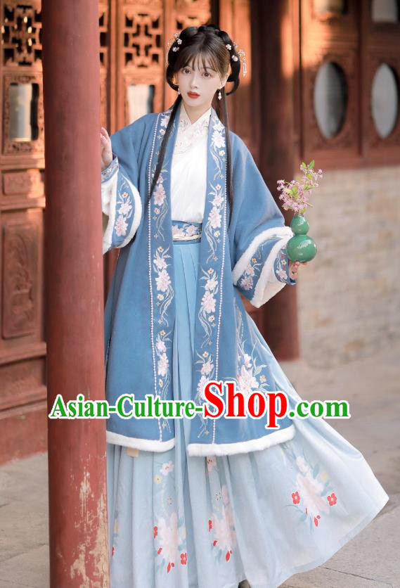 China Ancient Country Lady Hanfu Clothing Traditional Ming Dynasty Young Beauty Costumes Full Set