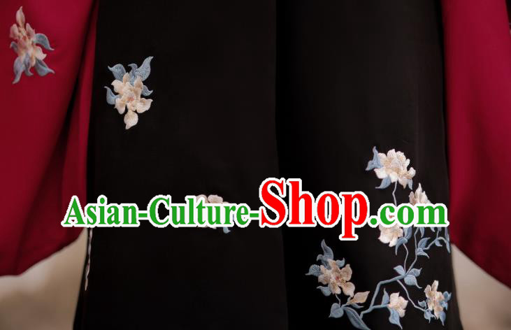 China Traditional Ming Dynasty Noble Lady Costumes Ancient Young Beauty Hanfu Clothing