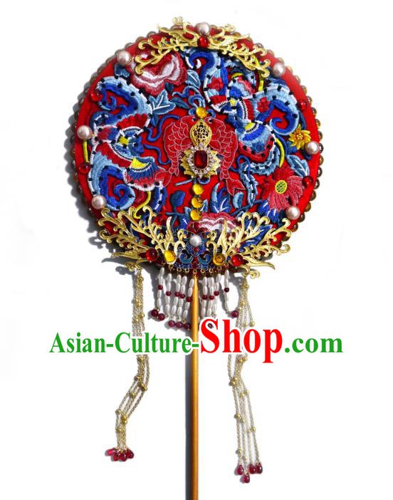 China Classical Pearls Tassel Circular Fan Traditional Wedding Fan Handmade Embroidered Red Palace Fan