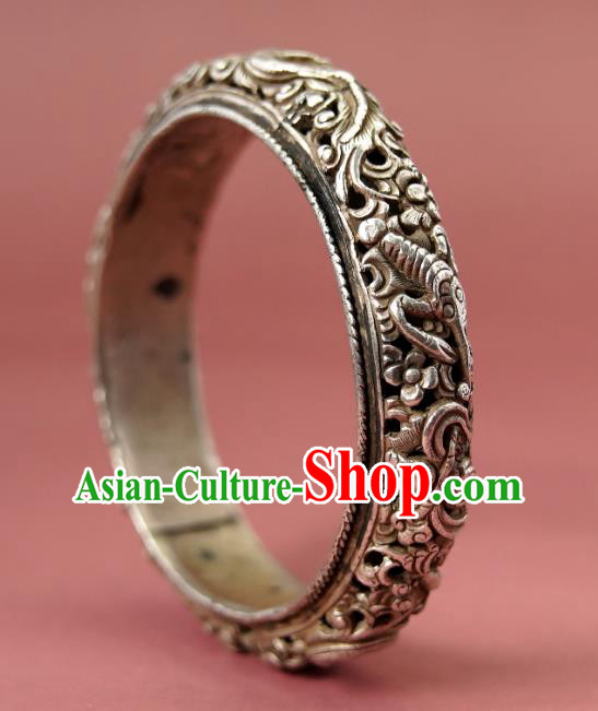 Chinese Traditional Wristlet Accessories National Silver Carving Bat Bracelet