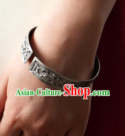 Chinese Traditional Qing Dynasty Wristlet Accessories National Cheongsam Silver Carving Bracelet