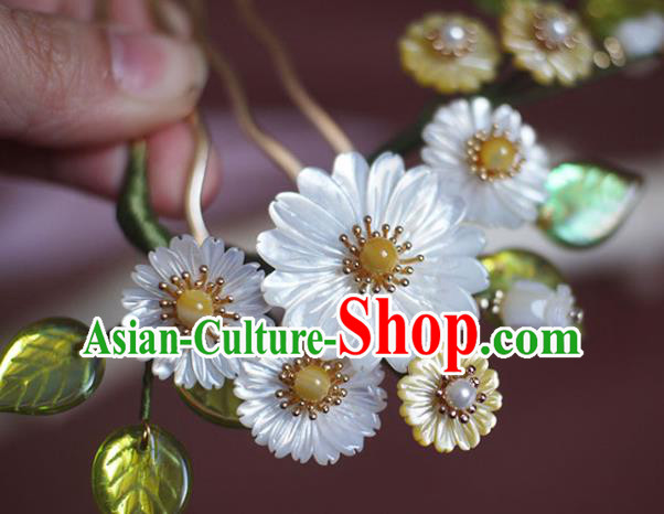 Chinese Ancient Palace Lady Pearls Hairpin Traditional Ming Dynasty Shell Daisy Hair Comb