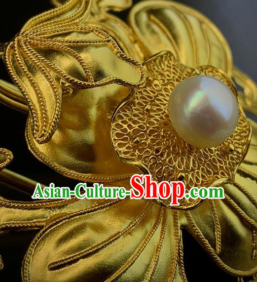 Chinese Ancient Empress Golden Lotus Leaf Hair Stick Traditional Ming Dynasty Pearls Tassel Hairpin
