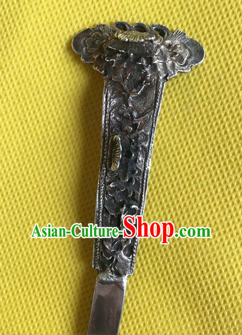 Chinese Ancient Royal Queen Hairpin Headwear Traditional Qing Dynasty Silver Carving Peony Hair Stick