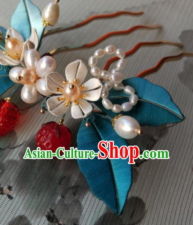 Chinese Traditional Pearls Hairpin Ming Dynasty Hair Accessories Ancient Princess Strawberry Hair Comb