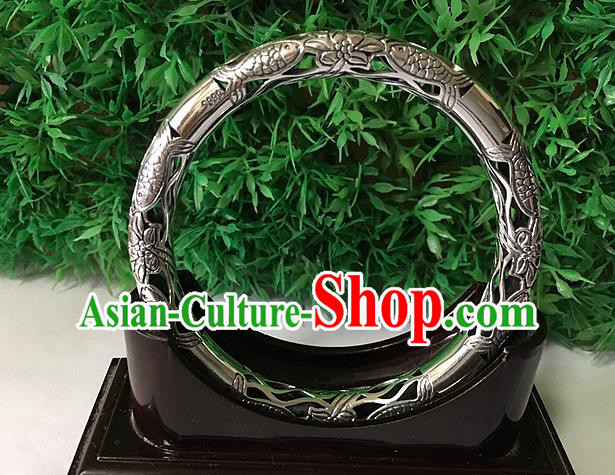 Handmade China National Wedding Bracelet Accessories Ethnic Carving Fish Silver Bangle