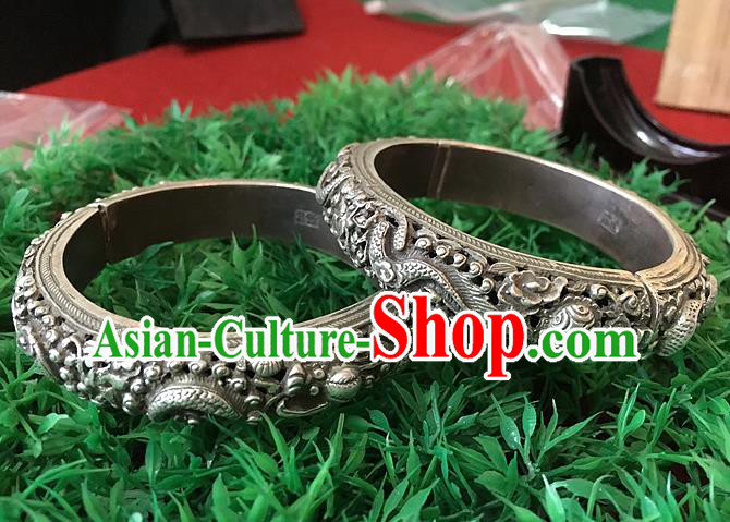 Handmade China Ethnic Silver Carving Dragon Bangle National Bracelet Accessories