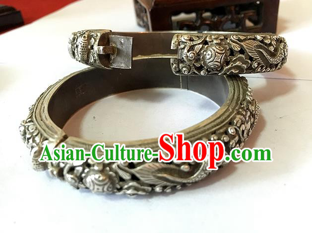 Handmade China Ethnic Silver Carving Dragon Bangle National Bracelet Accessories