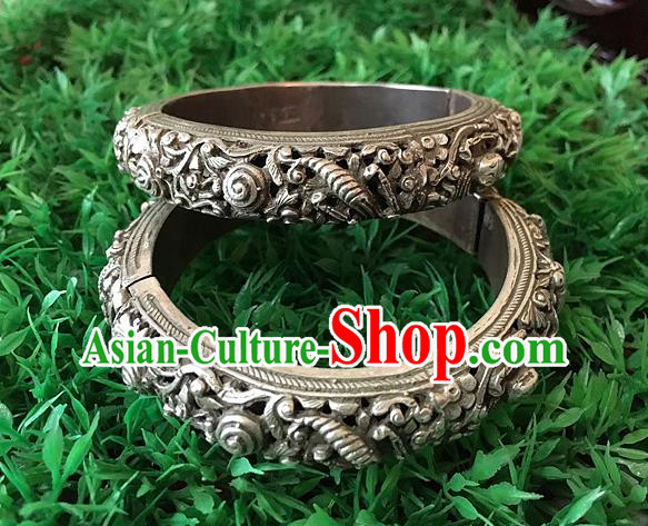Handmade China Ethnic Silver Carving Dragon Bangle National Bracelet Accessories