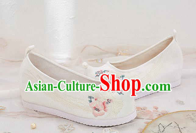 China Traditional Hanfu Bow Shoes Handmade Princess Pearl Shoes National Embroidered Phoenix White Cloth Shoes