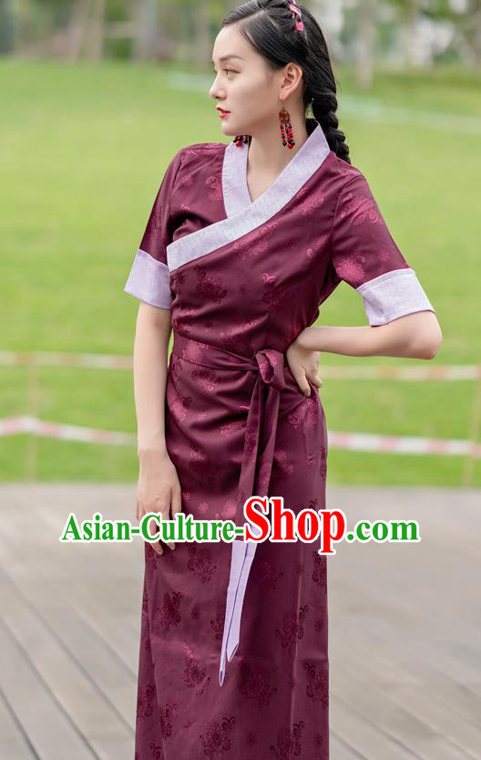 China Traditional Xizang Tibetan Minority Bola Costume Zang Nationality Heishui Dance Wine Red Brocade Dress Clothing