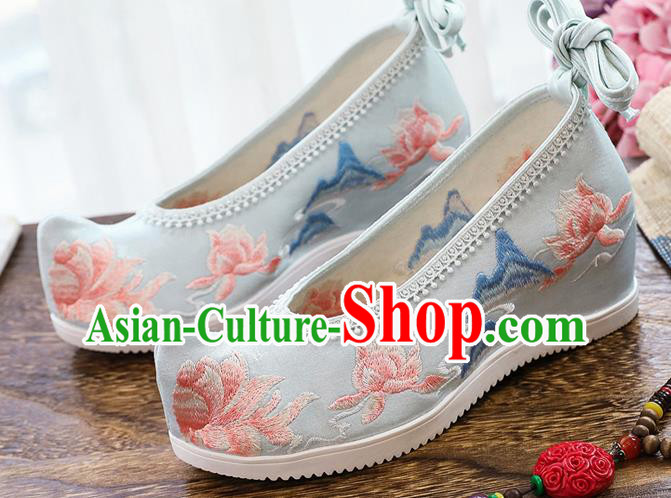 China Handmade Light Blue Cloth Shoes National Woman Shoes Traditional Embroidered Flowers Wedges Shoes