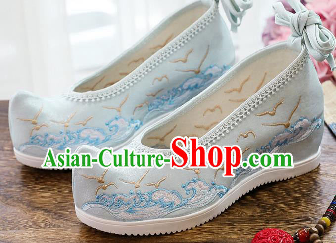 China Handmade Light Blue Cloth Shoes National Woman Wedges Shoes Traditional Embroidered Waves Shoes