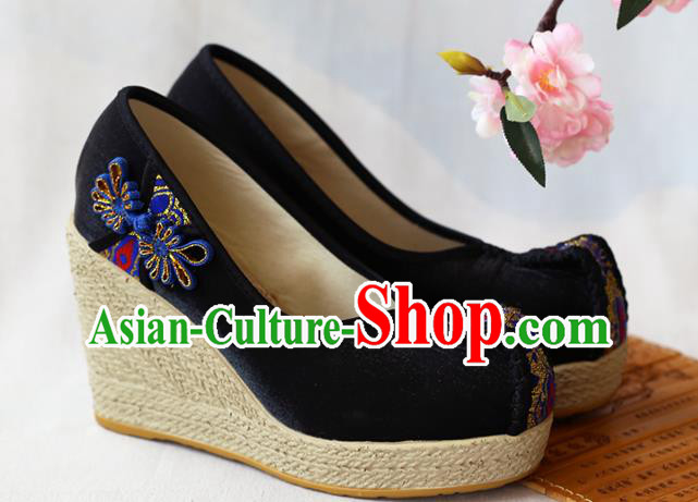 Chinese National Embroidered Black Cloth Shoes Yunnan Ethnic Woman Wedge Heel Shoes