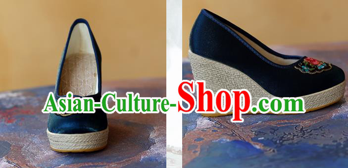Chinese National Embroidered Flower Deep Blue Shoes Yunnan Ethnic Woman Wedge Heel Shoes