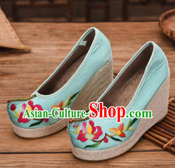 Chinese Yunnan Ethnic Blue Cloth Wedge Heel Shoes National Embroidered Shoes