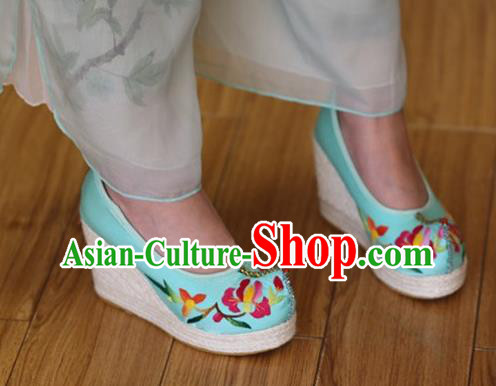 Chinese Yunnan Ethnic Blue Cloth Wedge Heel Shoes National Embroidered Shoes