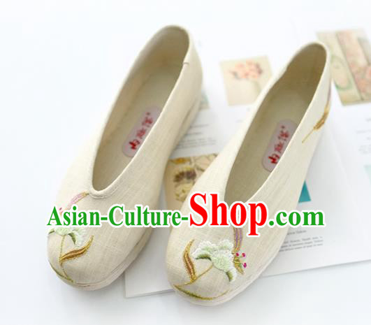 China Beige Embroidered Shoes Traditional Qing Dynasty Palace Lady Shoes Handmade Cloth Shoes