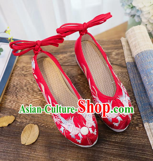China Handmade Princess Pearls Shoes Traditional Wedding Hanfu Shoes Embroidered Red Cloth Shoes