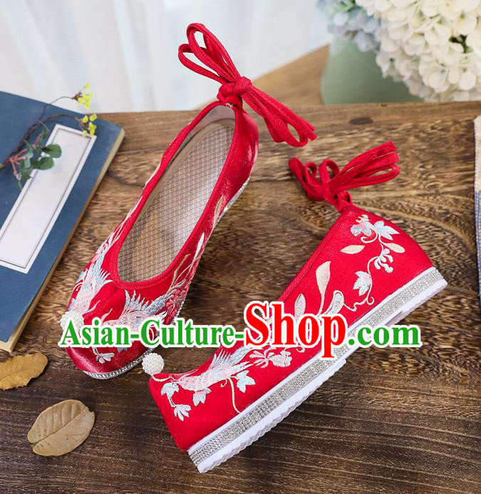 China Handmade Princess Pearls Shoes Traditional Wedding Hanfu Shoes Embroidered Red Cloth Shoes