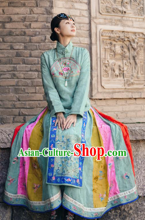 Chinese Embroidered Green Bust Skirt Traditional Ming Dynasty Horse Face Skirt National Woman Tang Suit Costume