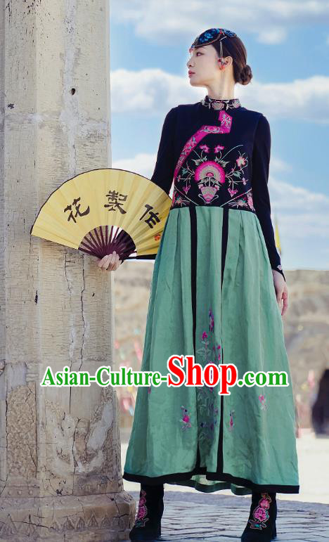 Chinese Embroidered Green Vest Dress Traditional National Cheongsam Costume