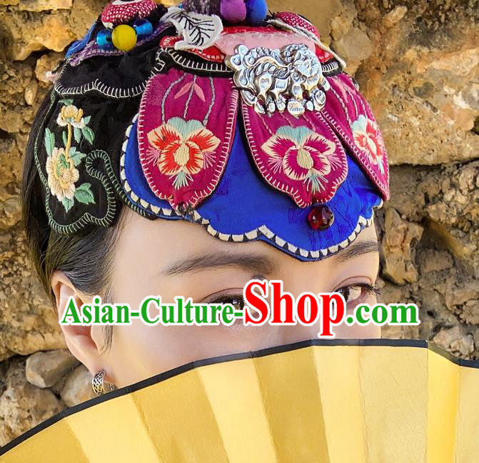 China Traditional Folk Dance Embroidered Blue Hair Clasp Handmade National Silver Headwear