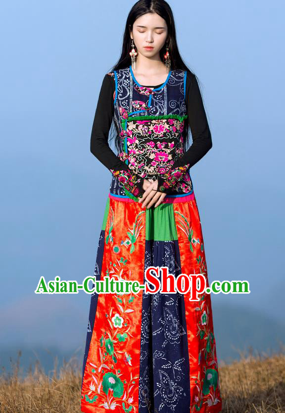Chinese Traditional Woman Batik Garment Costume Tang Suit Embroidered Red Bust Skirt