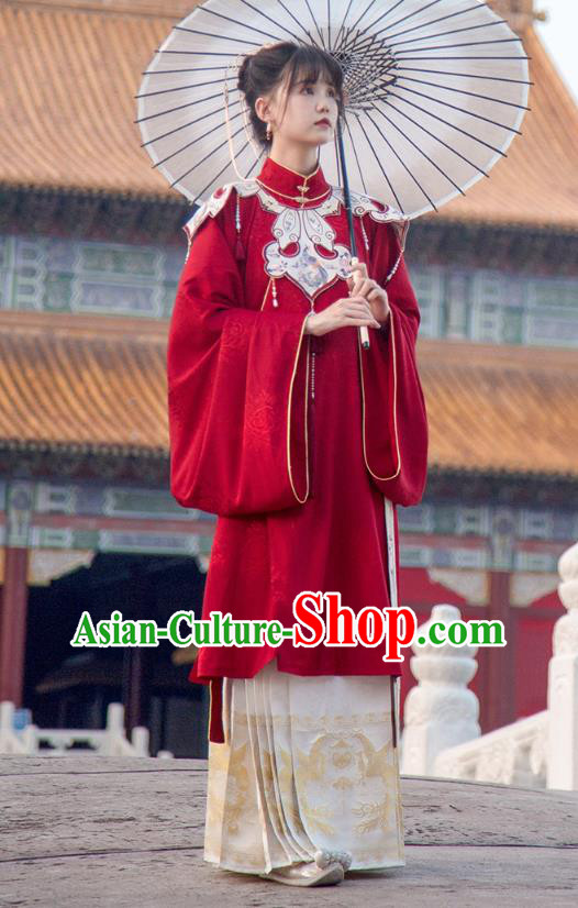 Traditional China Ming Dynasty Court Lady Historical Clothing Ancient Palace Beauty Hanfu Dress