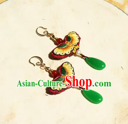 China Classical Cheongsam Embroidered Butterfly Ear Jewelry Handmade National Pearl Jade Earrings