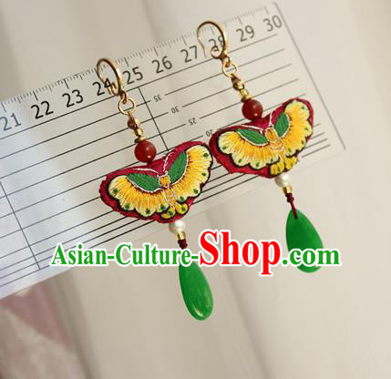 China Classical Cheongsam Embroidered Butterfly Ear Jewelry Handmade National Pearl Jade Earrings
