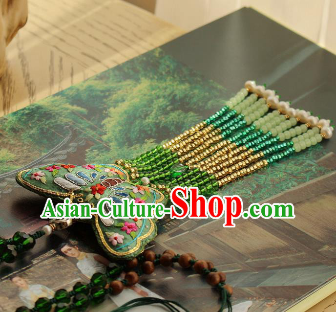 China Handmade Tassel Necklet Traditional Cheongsam Embroidered Green Butterfly Necklace Accessories