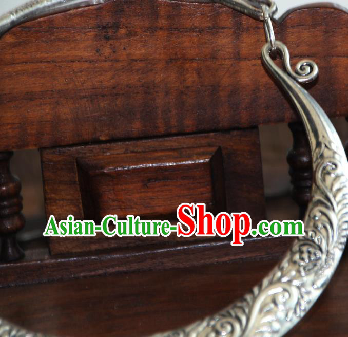 China Traditional Miao Minority Wedding Necklace Handmade Ethnic Silver Peacock Necklet Accessories