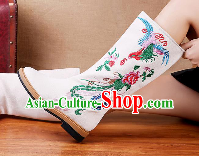 China Traditional Embroidered Phoenix Peony Shoes National Winter White Cloth Boots