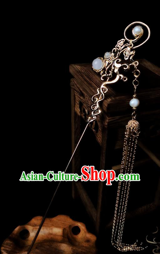China Ancient Princess Golden Tassel Hairpin Handmade Traditional Ming Dynasty Court Lady Hair Stick