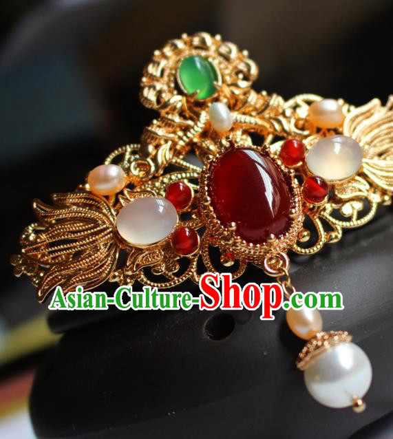 China Ancient Imperial Concubine Agate Hairpin Headwear Traditional Ming Dynasty Court Woman Goldfish Hair Crown